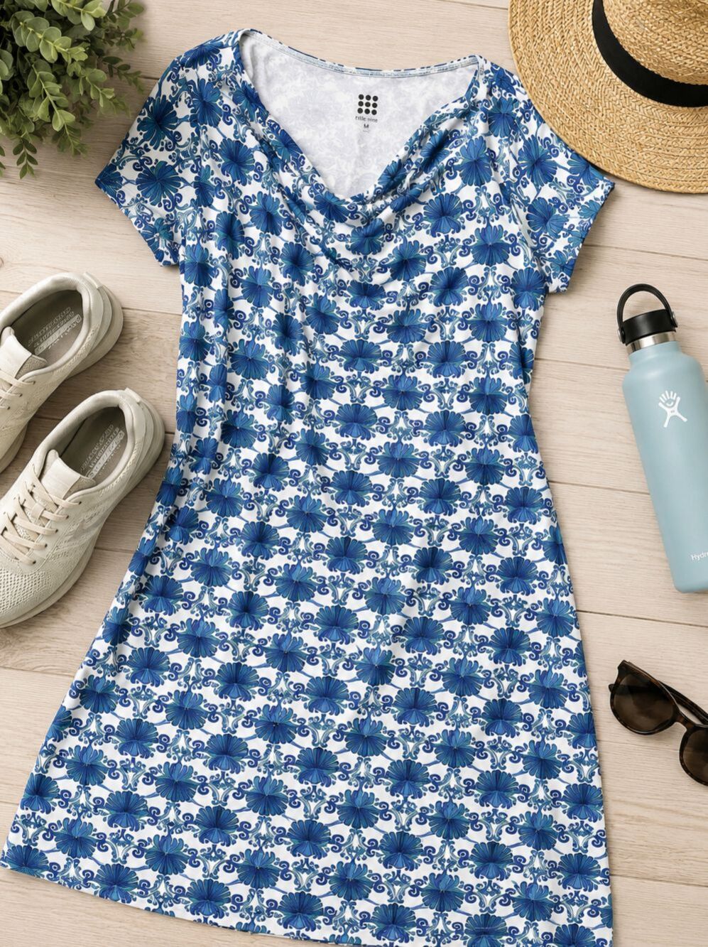 Title Nine Athleisure Dress Women M Blue White Print Stretch Travel Activewear